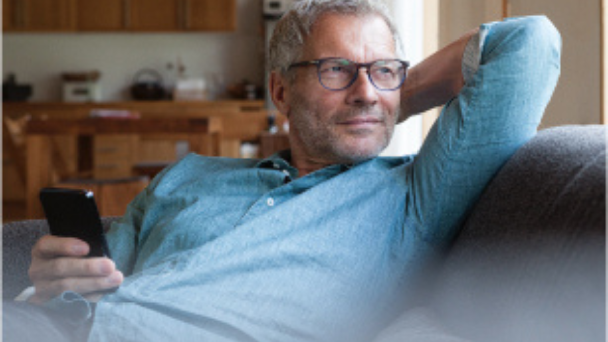 Calendário do 13º salário antecipado do INSS 2025 mostrando as datas de pagamento das duas parcelas para aposentados e pensionistas.