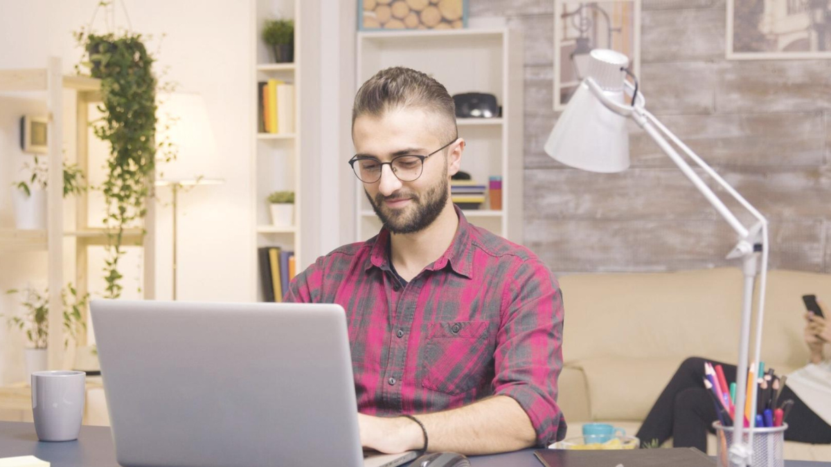 Detailed analysis explaining the legitimacy, risks, and security concerns of the website aquilenthes.online, helping users identify warning signs and stay safe online.