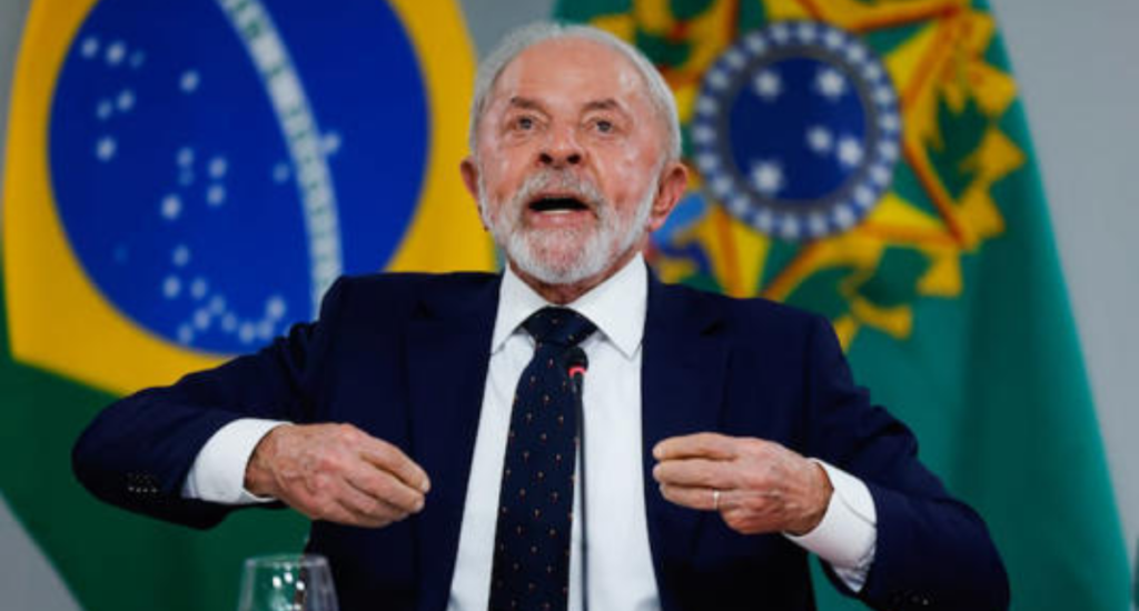 Tela do site e do aplicativo Meu INSS exibindo mensagem de erro e instabilidade no sistema, indicando serviço fora do ar e dificuldades de acesso para aposentados, pensionistas e segurados do INSS.